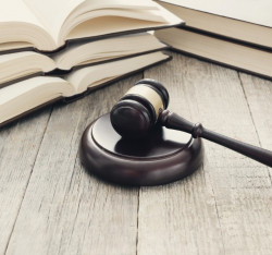 Azioni legali verso operatori che utilizzano dispositivi con certificazione CE non valida