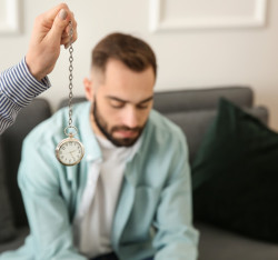 Sanità: in sala non solo anestesia, ora c’è l’ipnosi